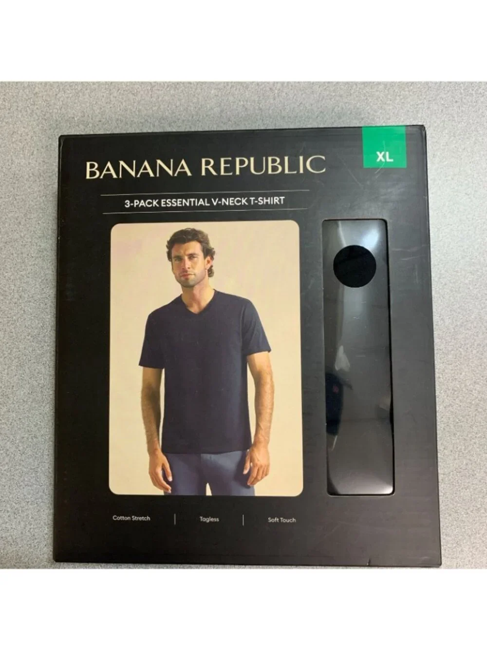 NWT Banana Republic Men's XL Black 3-Pack Essential V-Neck T-Shirts Cotton